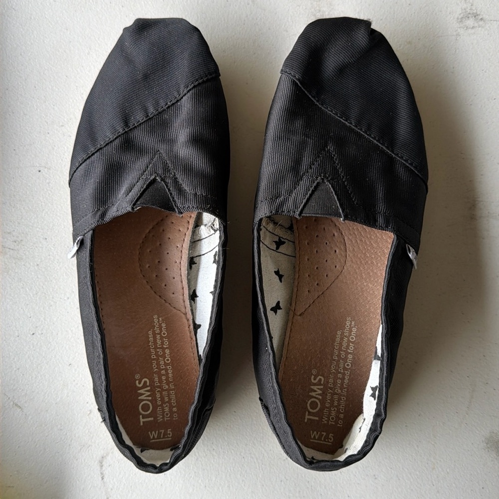 Tom’s size 7.5